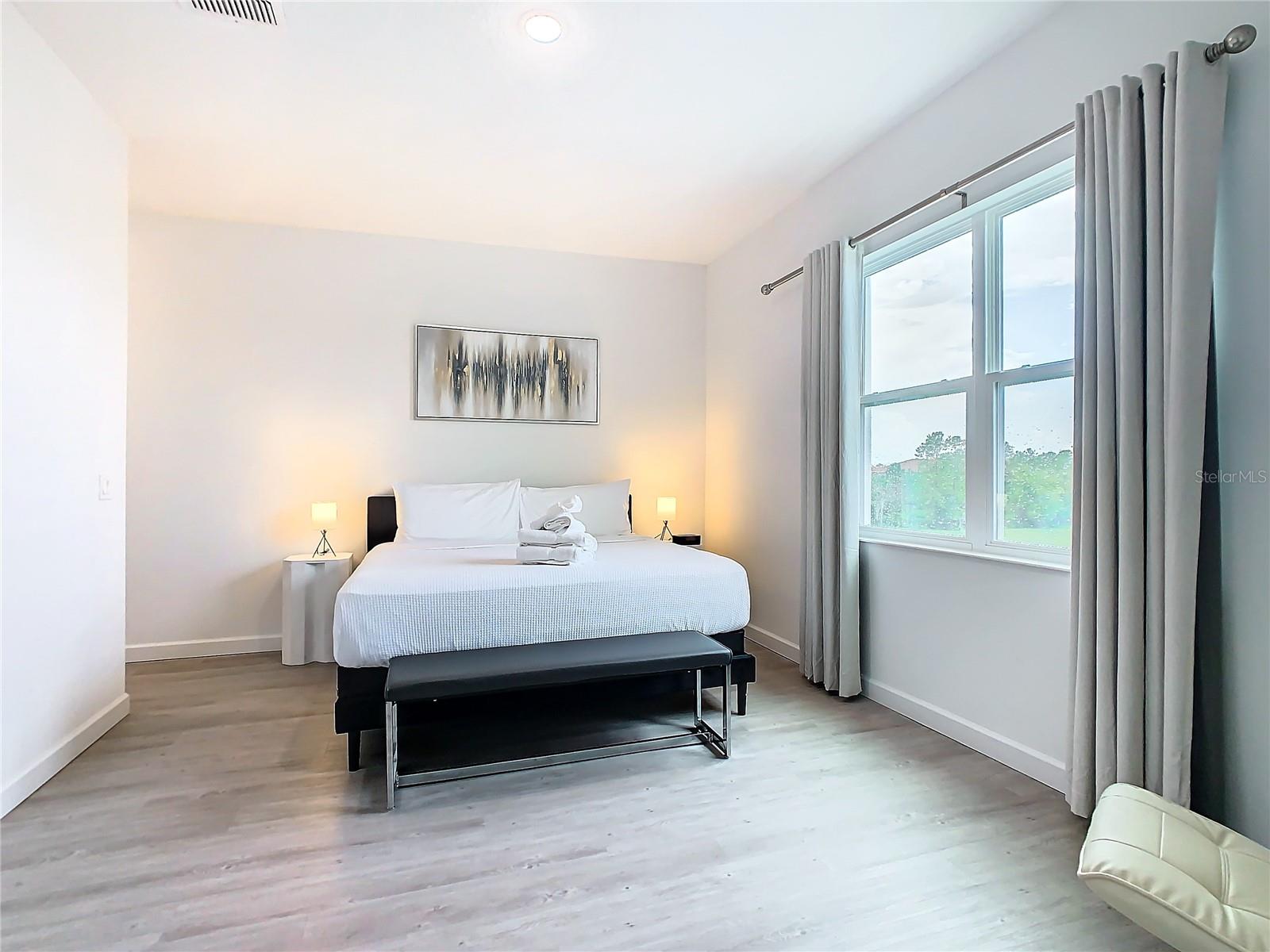 AZUR RESIDENCE - Residential