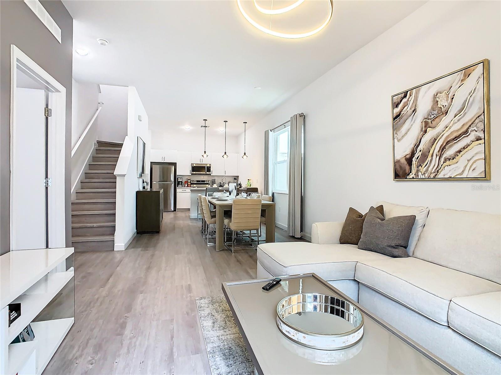 AZUR RESIDENCE - Residential