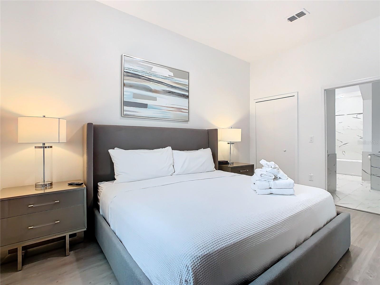 AZUR RESIDENCE - Residential