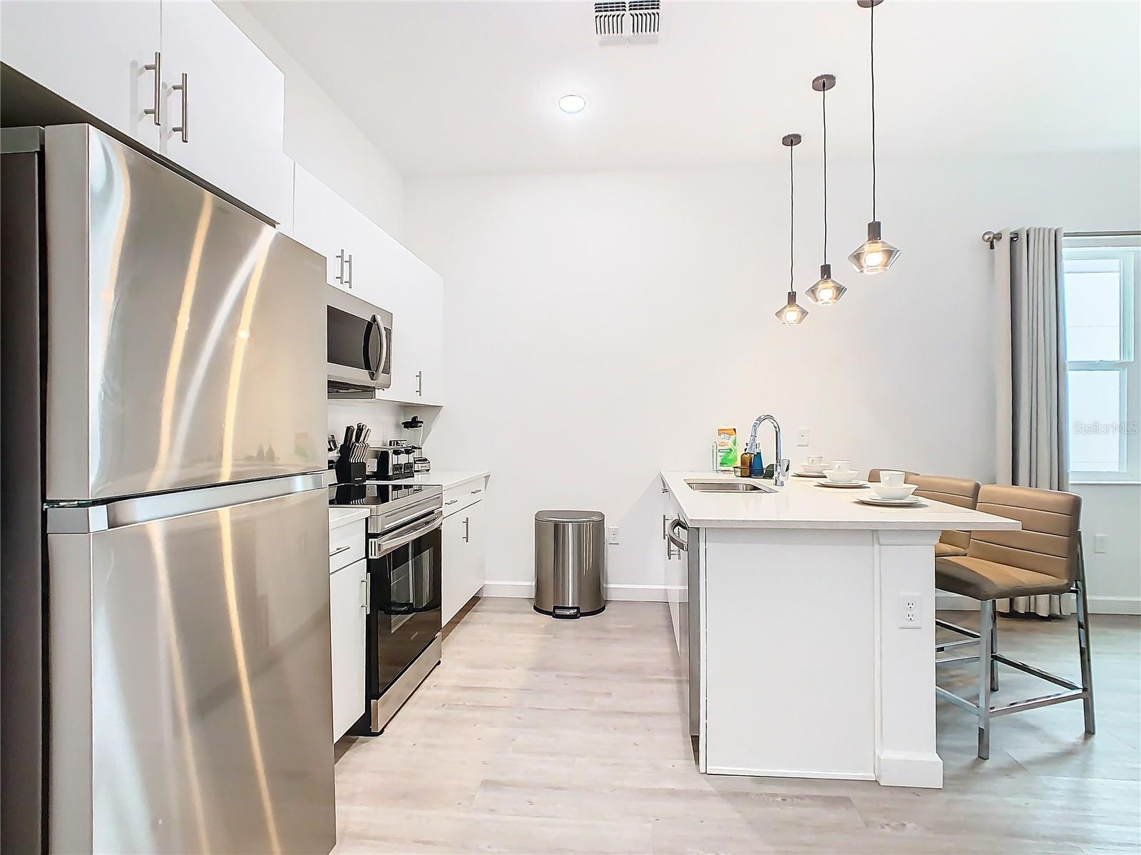 AZUR RESIDENCE - Residential