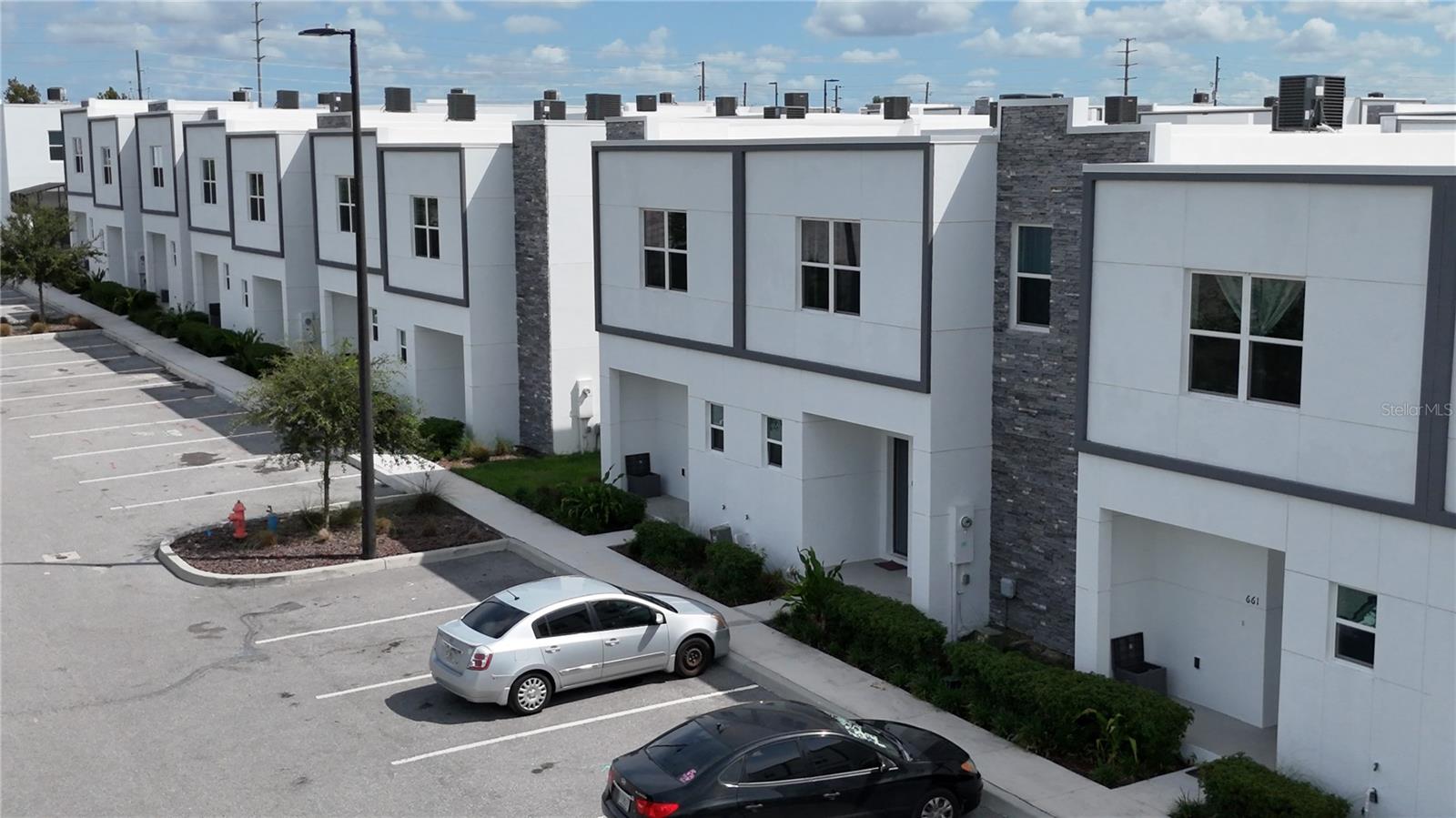 AZUR RESIDENCE - Residential