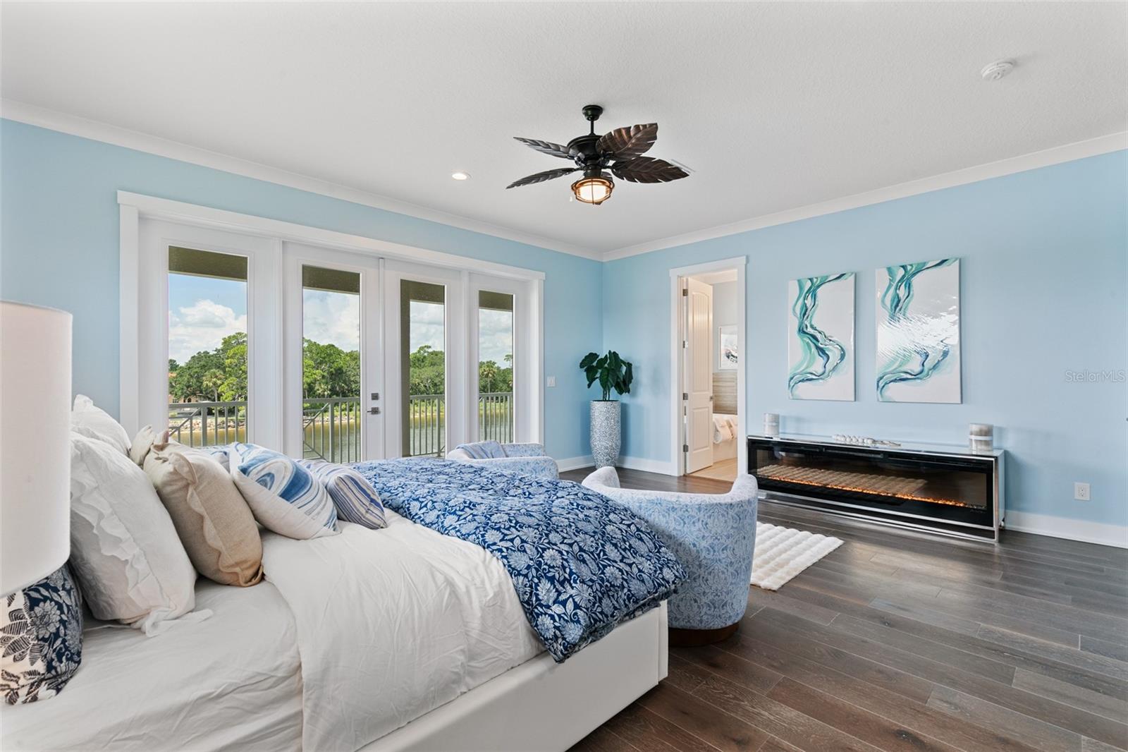 HARBOR VILLAGE MARINA - Residential