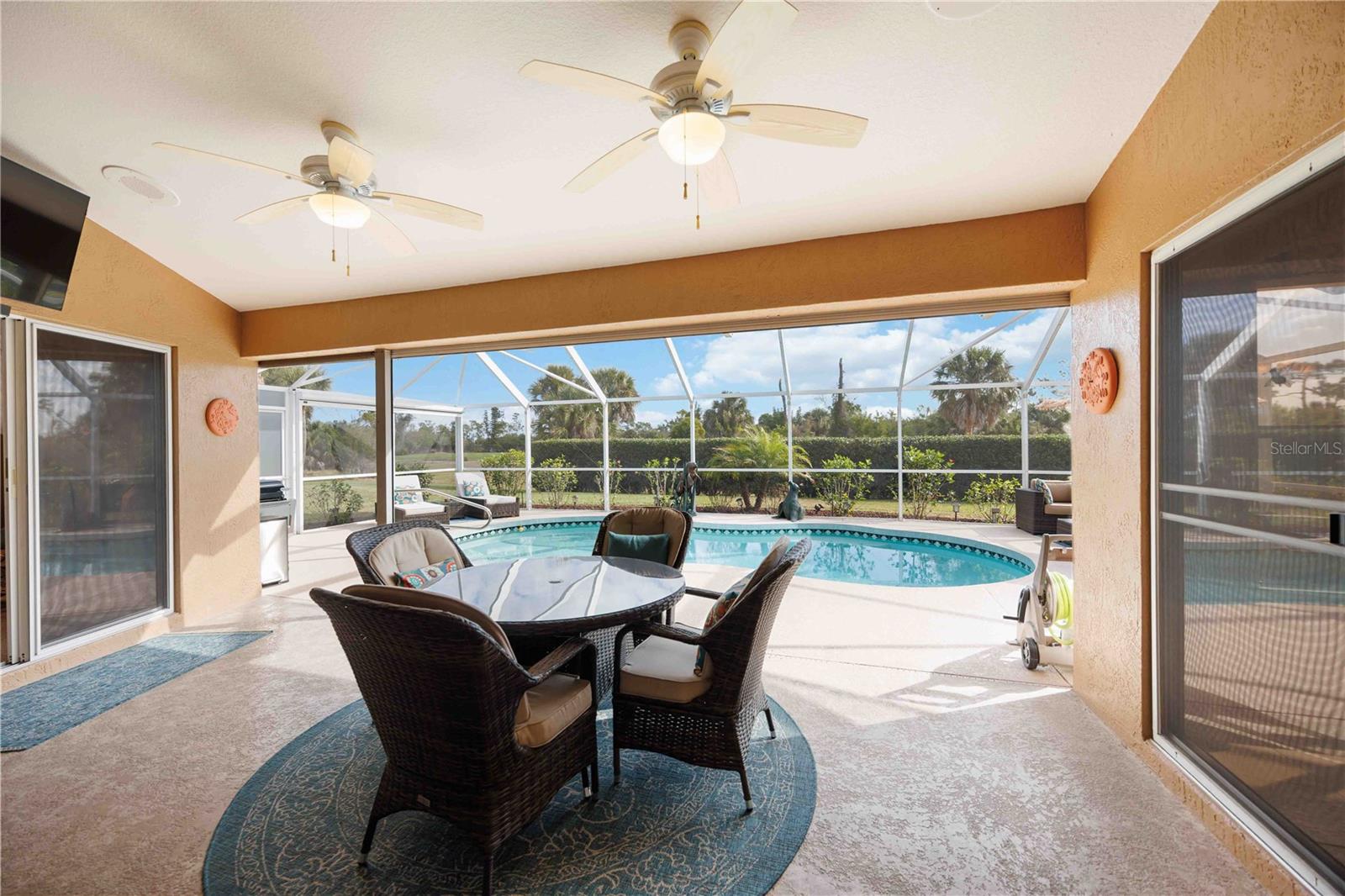 ROTONDA WEST PINEHURST - Residential