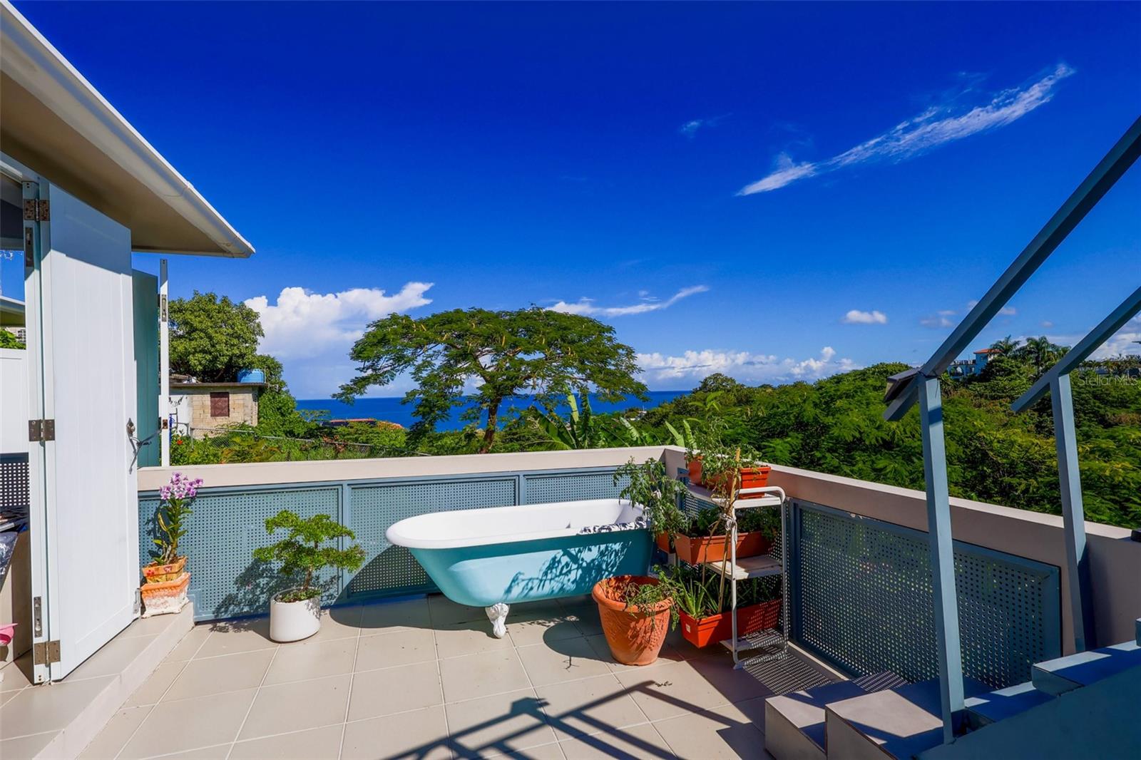 PUNTAS - Residential