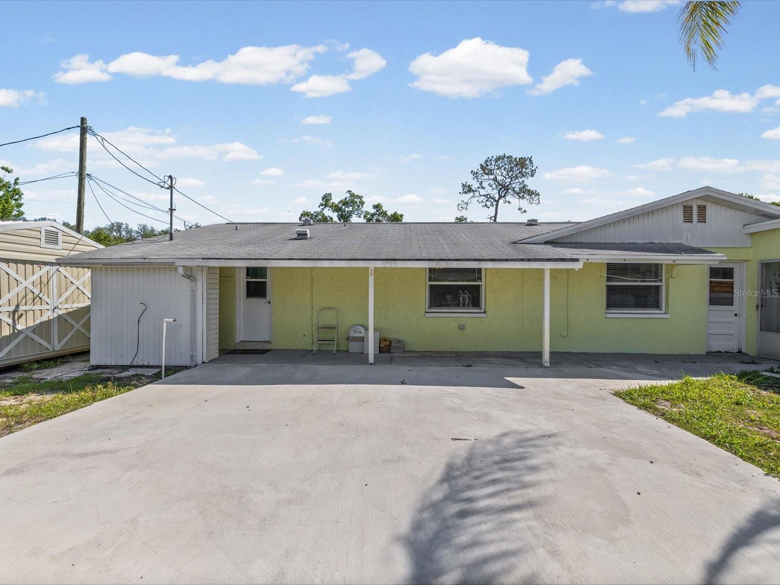 SUNSHINE RANCHES - Residential
