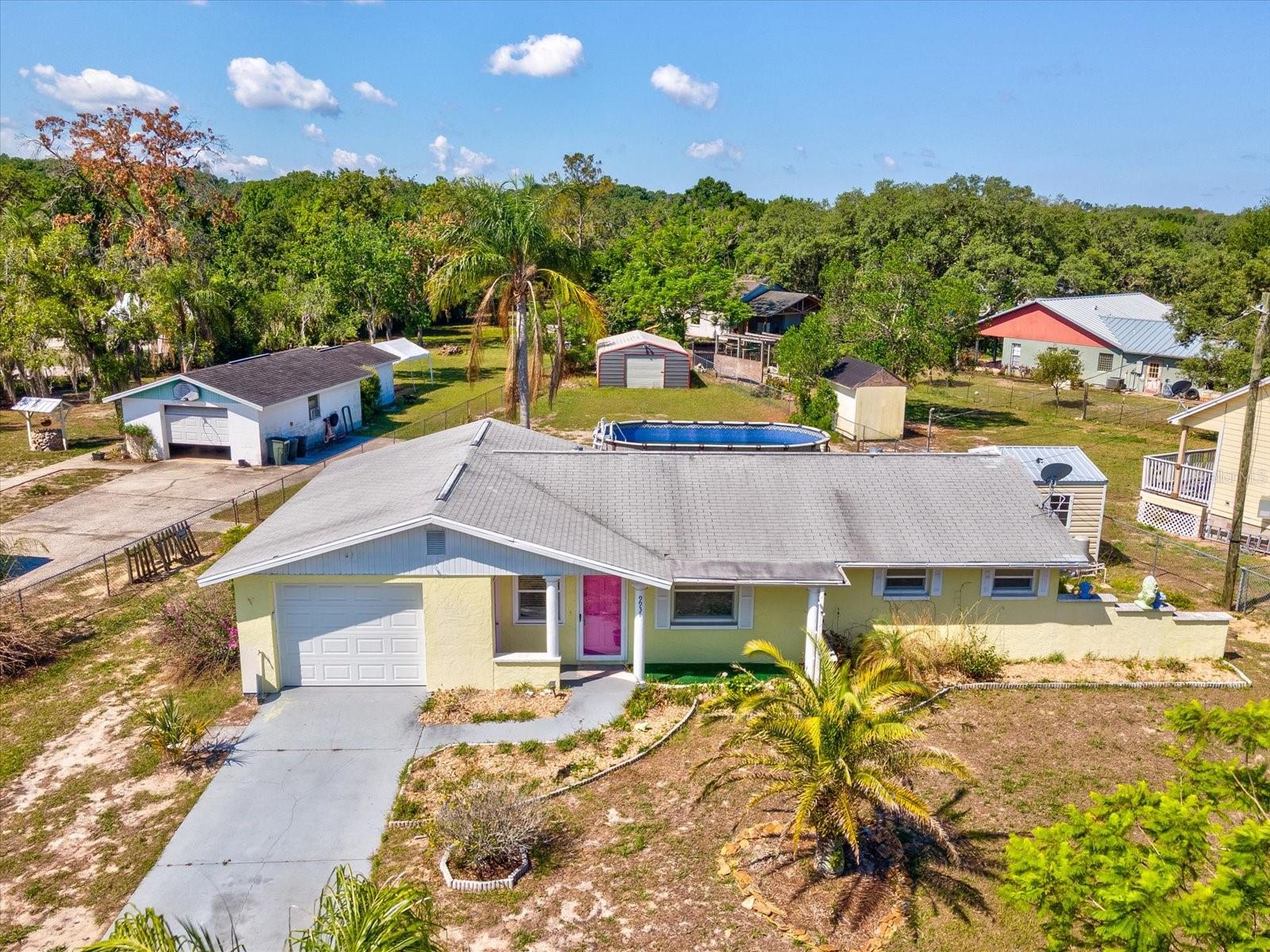 SUNSHINE RANCHES - Residential