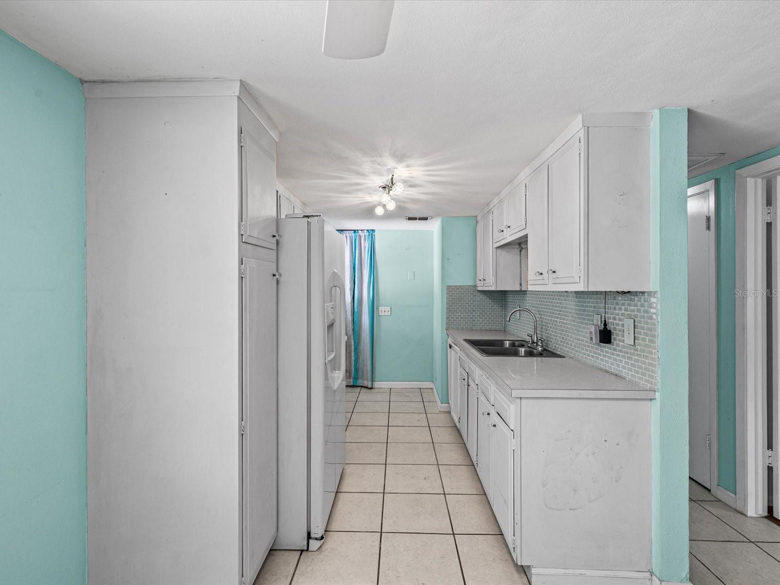 SUNSHINE RANCHES - Residential