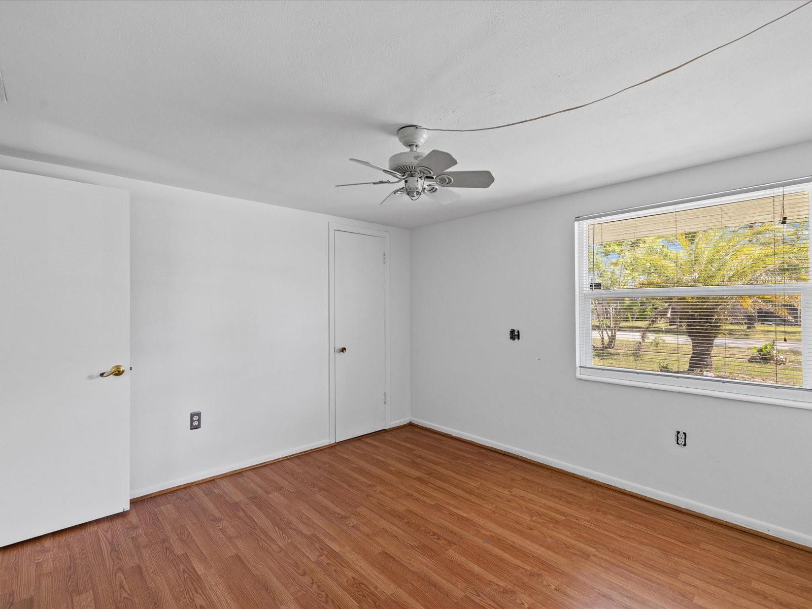 SUNSHINE RANCHES - Residential