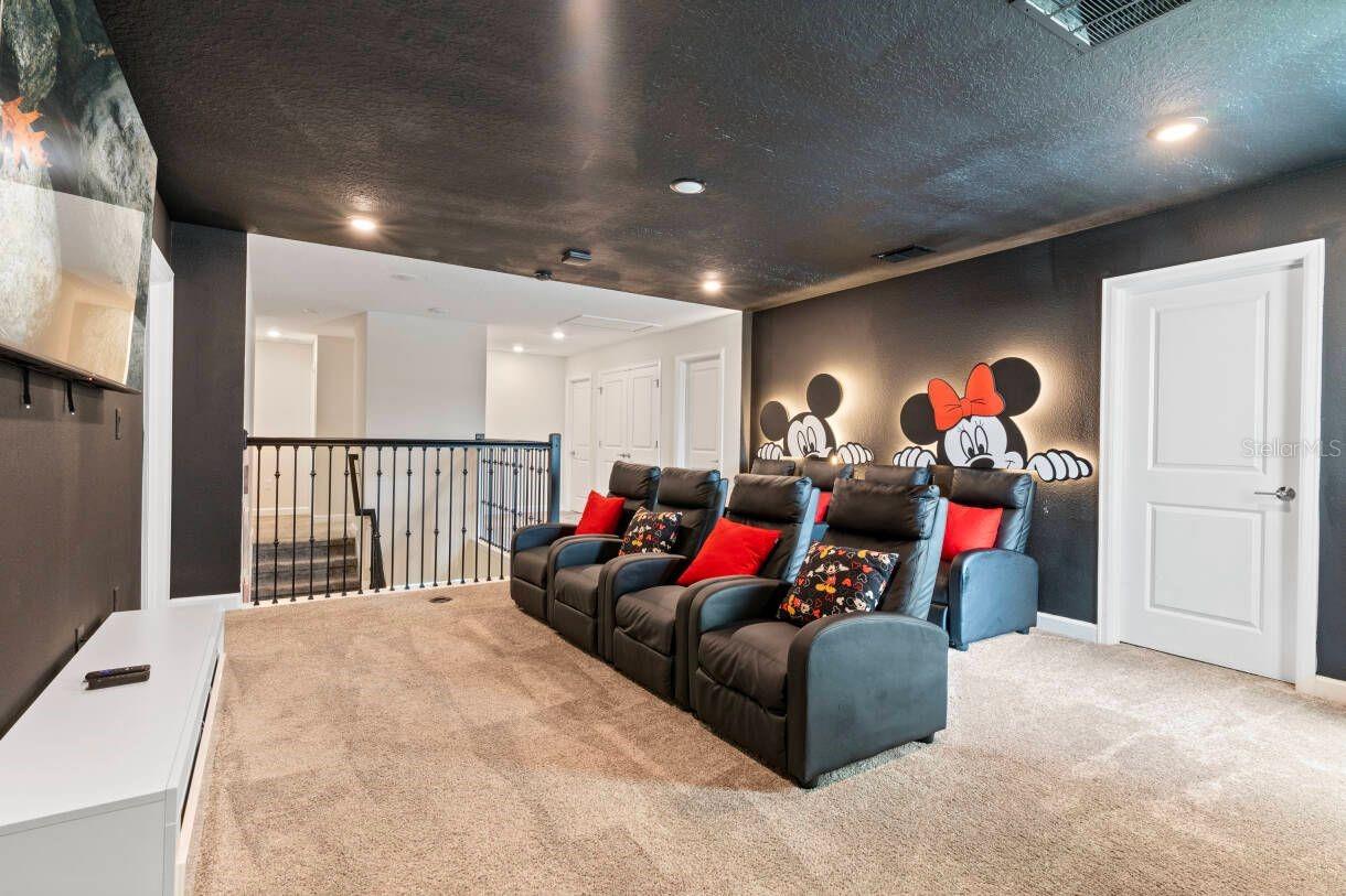 4541 TARGET BOULEVARD