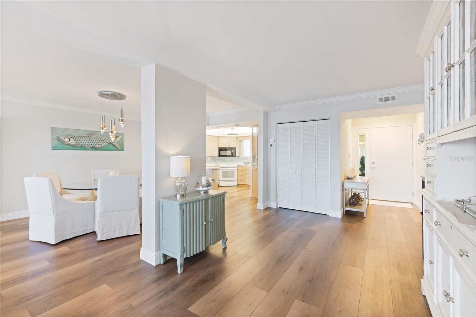 PALACIO DEL SOL - Residential Lease