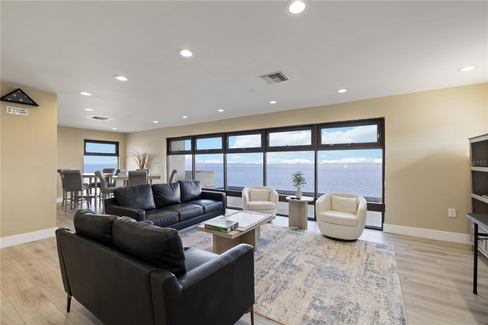 PALACIO DEL SOL - Residential Lease