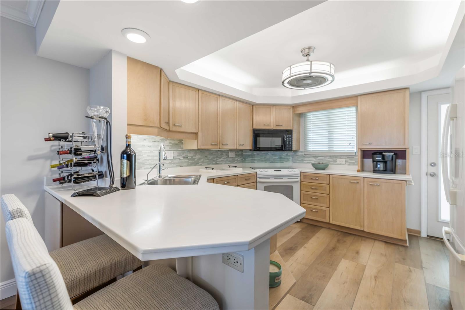 PALACIO DEL SOL - Residential Lease