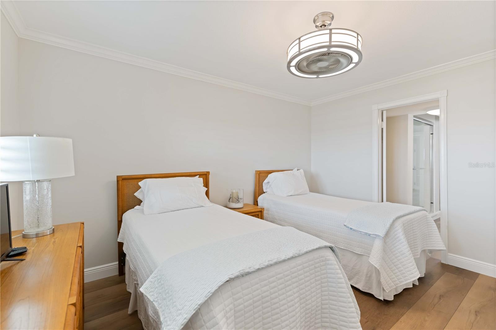 PALACIO DEL SOL - Residential Lease