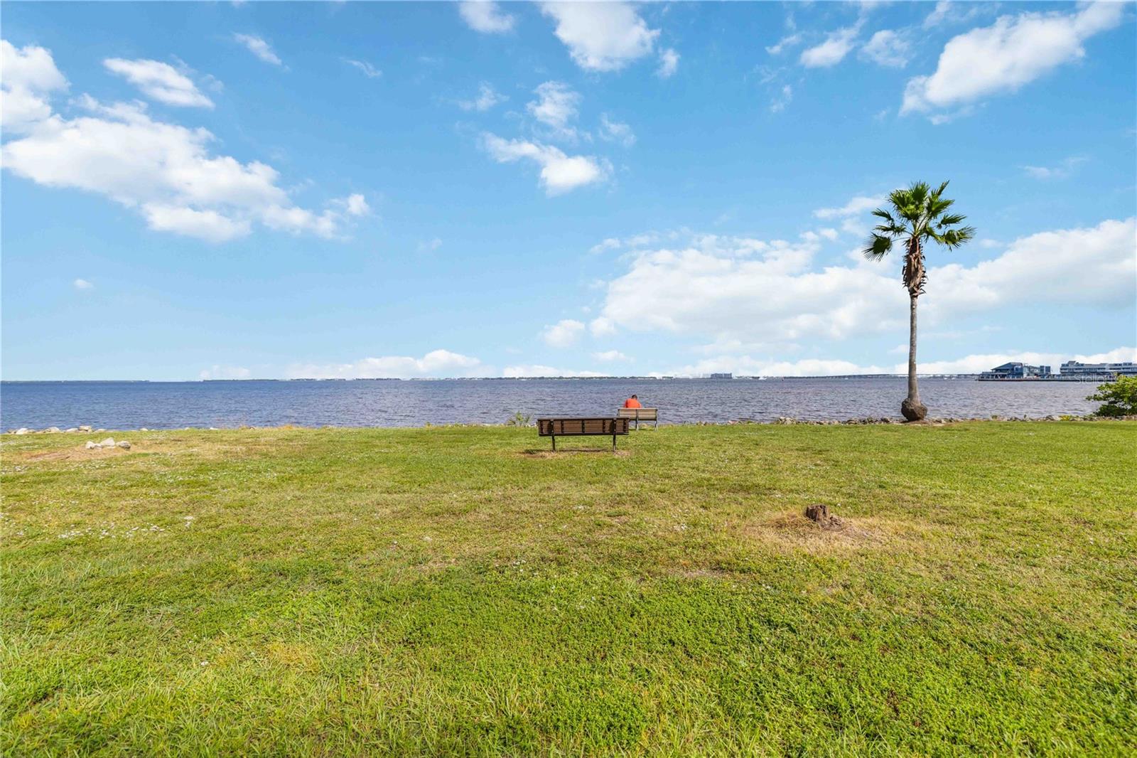 PALACIO DEL SOL - Residential Lease