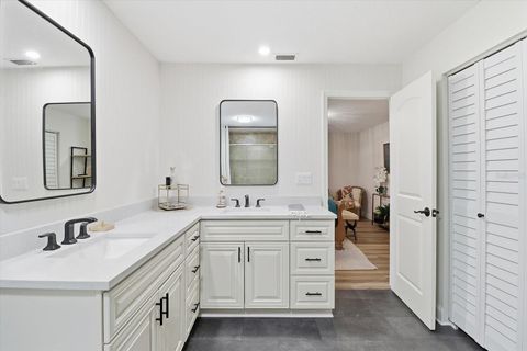 Tiny photo for 11806 W Riverhaven Drive, Homosassa, FL 34448 (MLS # TB8449060)