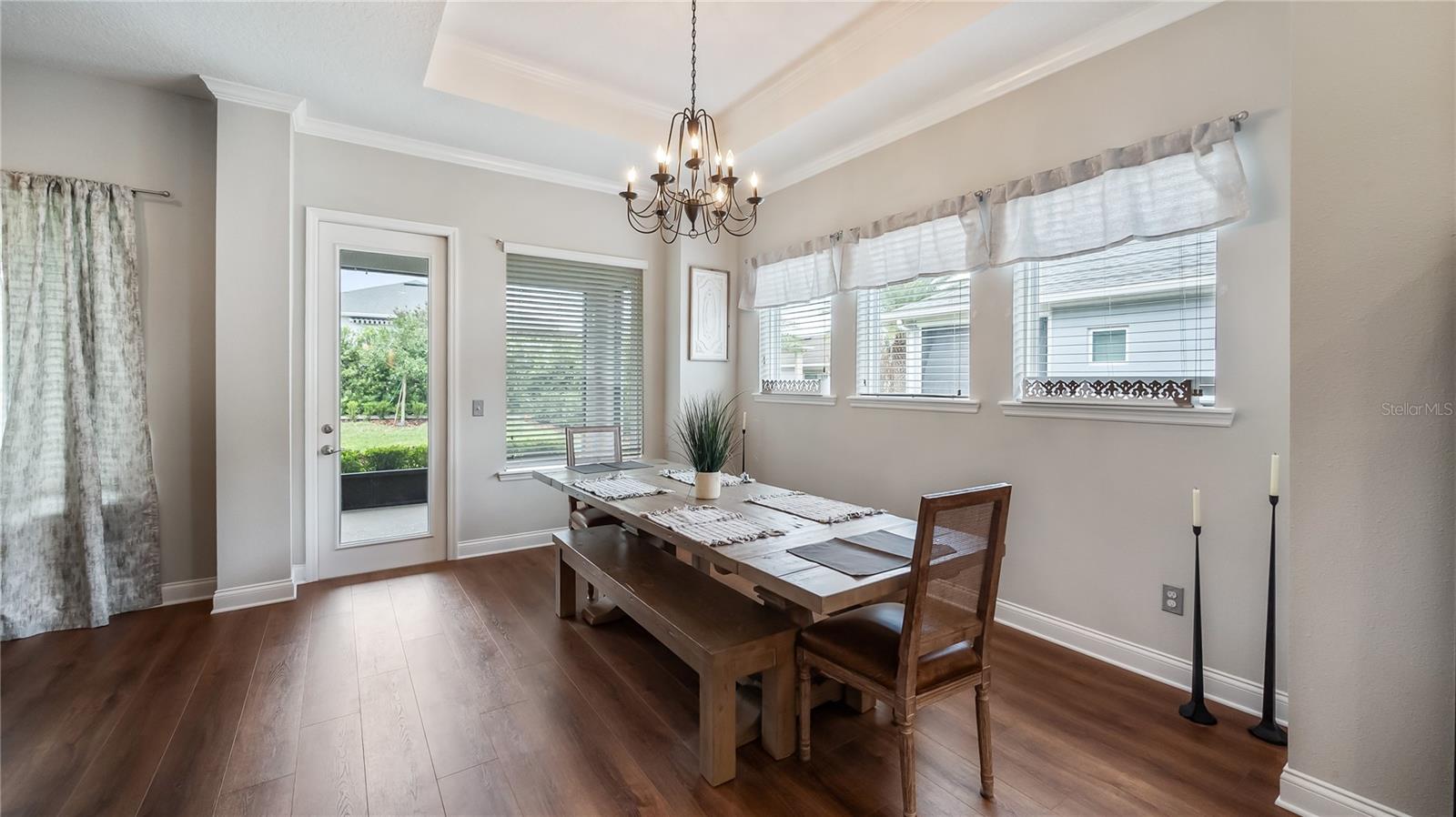 JOHNS LAKE LANDING - Residential