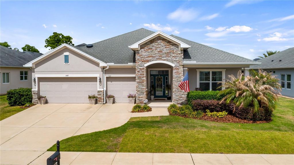 Photo of 16451 Good Hearth Boulevard, Clermont, FL 34711 (MLS # G5111118)