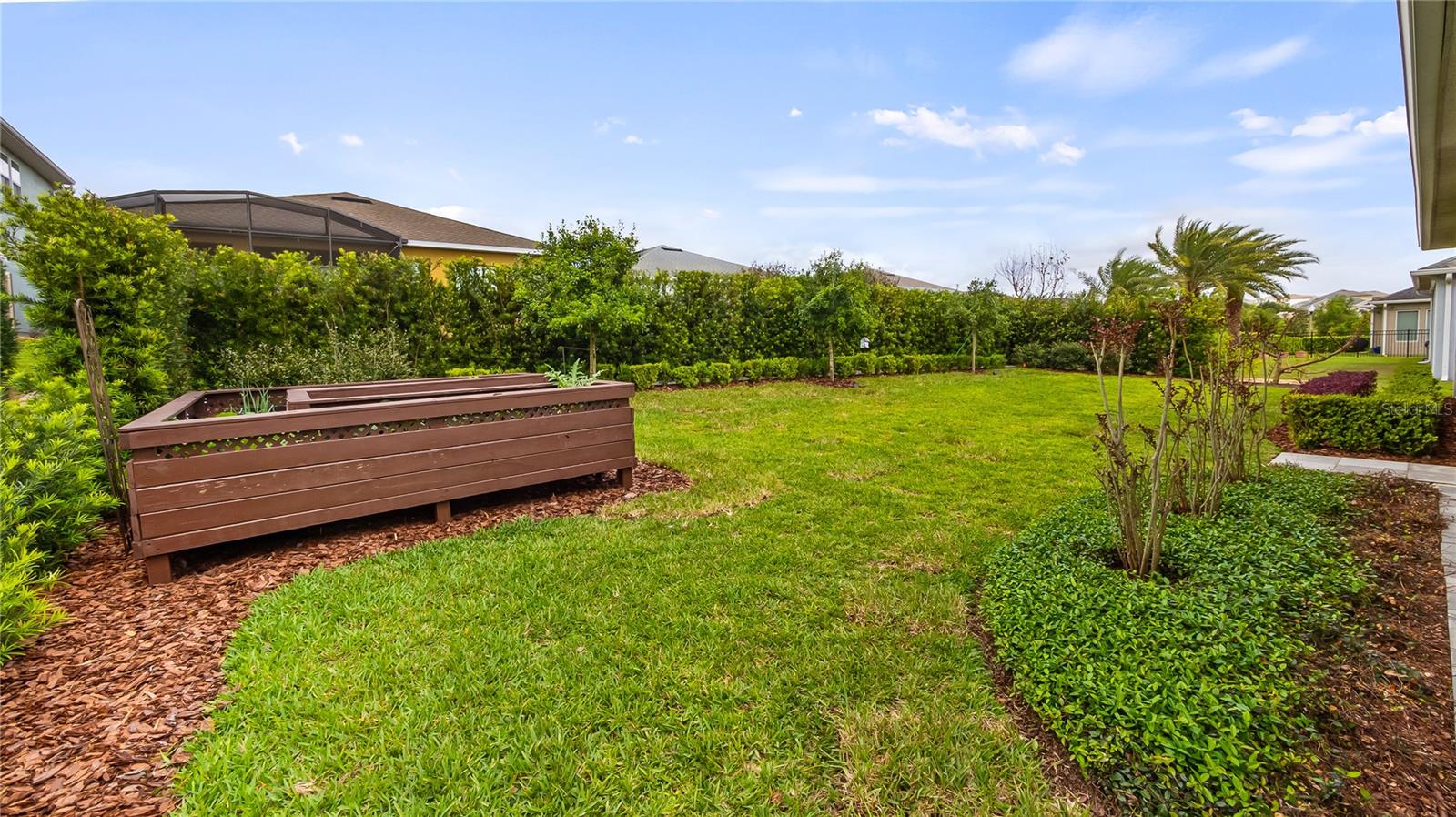 JOHNS LAKE LANDING - Residential