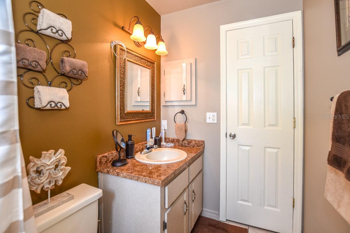 Florida Shores 01 - Residential