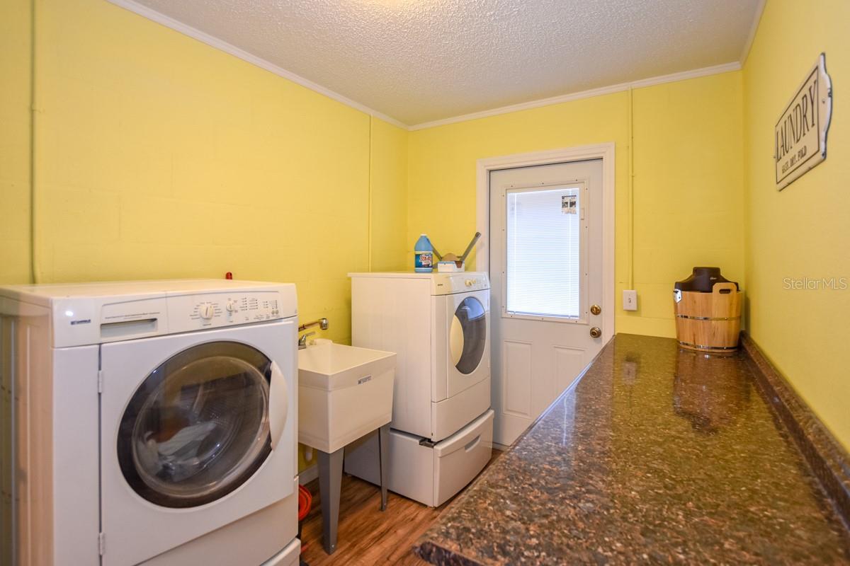 Florida Shores 01 - Residential