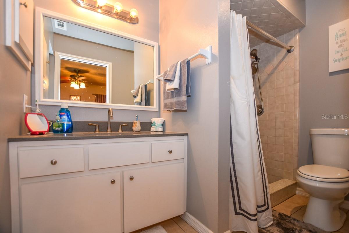 Florida Shores 01 - Residential