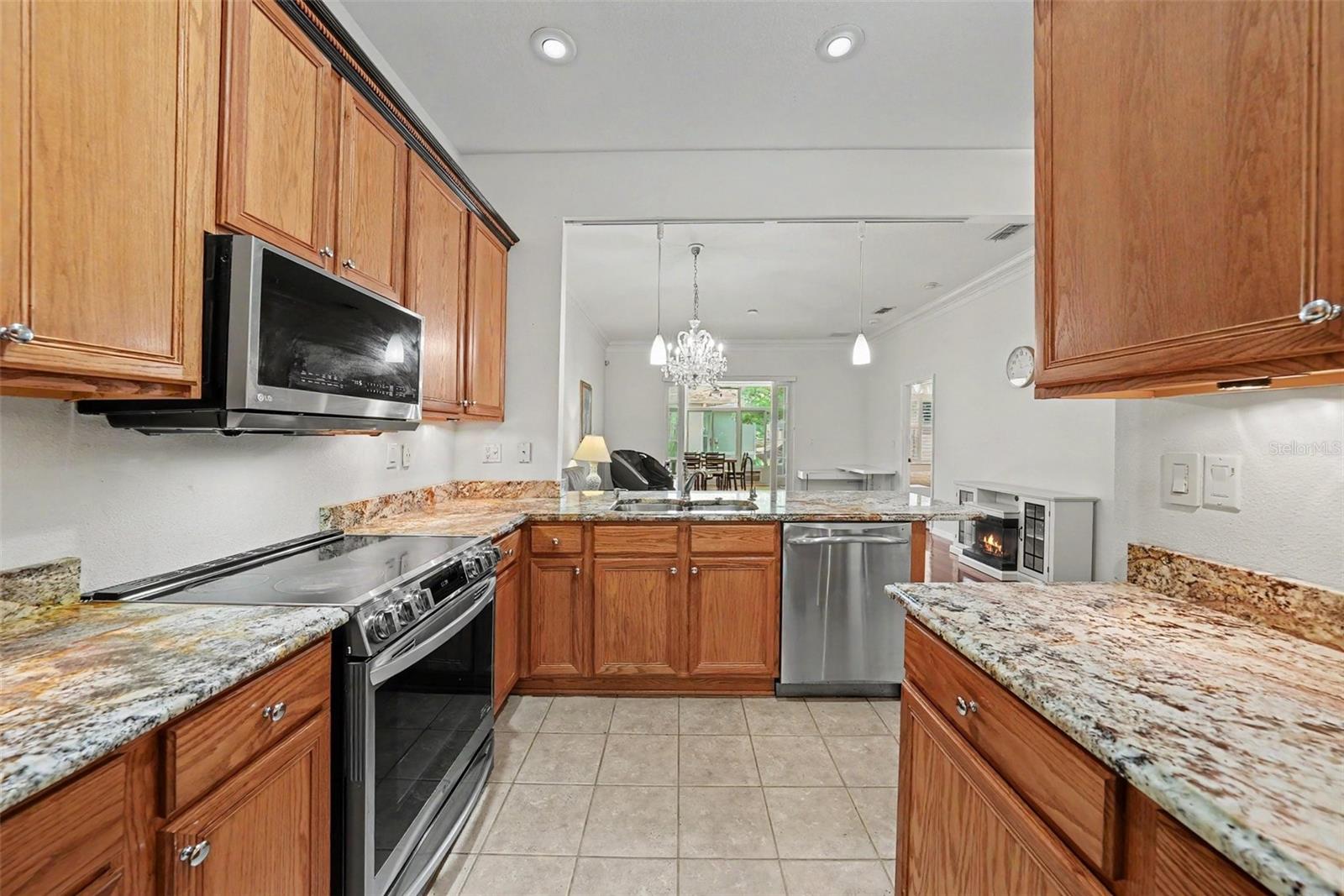 7411 WIMPOLE DRIVE