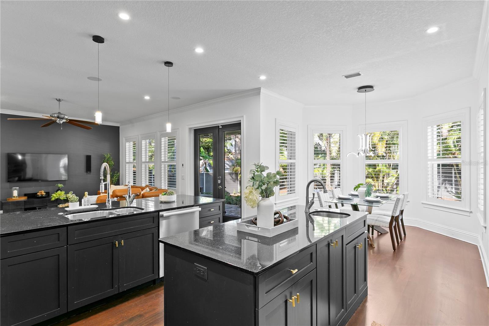 MARYLAND MANOR 2ND UNIT - Residential