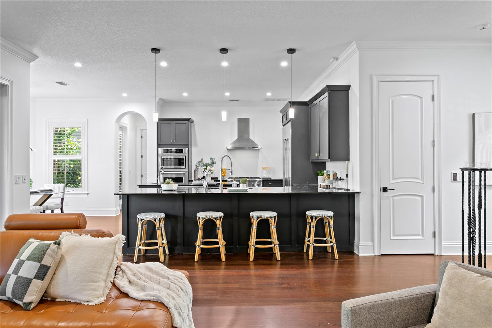 MARYLAND MANOR 2ND UNIT - Residential