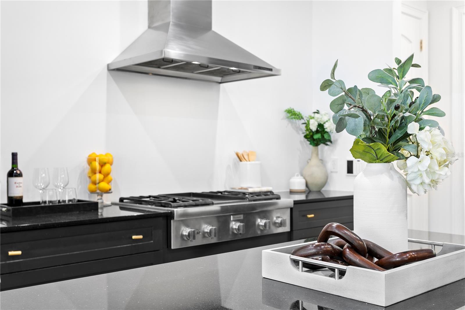 MARYLAND MANOR 2ND UNIT - Residential