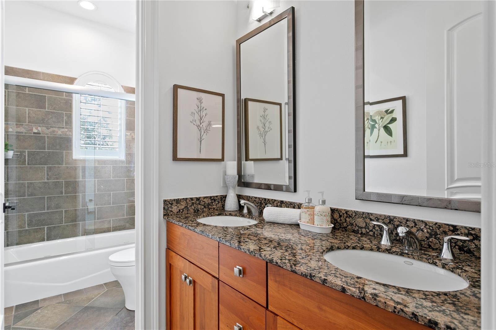 MARYLAND MANOR 2ND UNIT - Residential