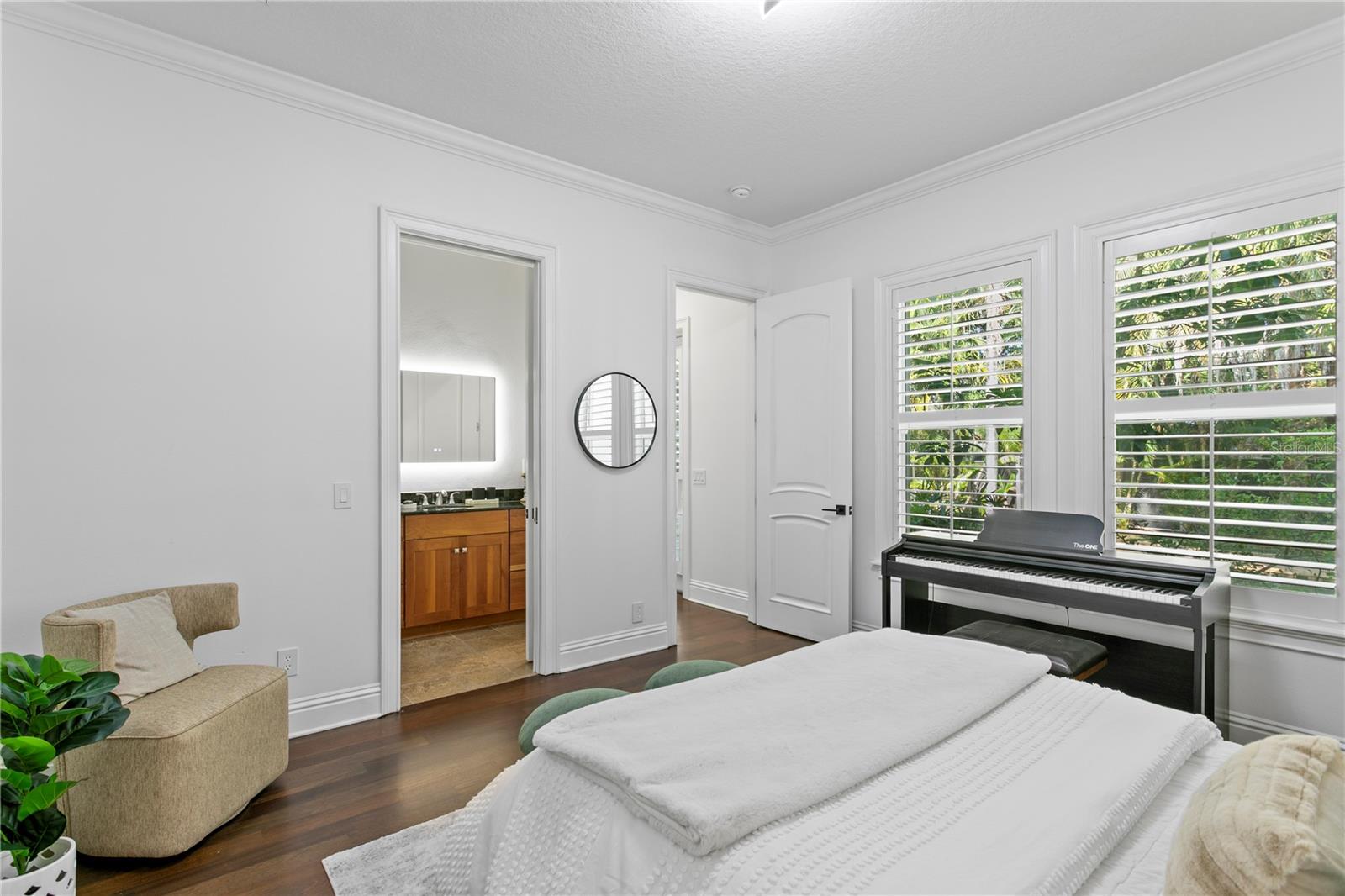 MARYLAND MANOR 2ND UNIT - Residential