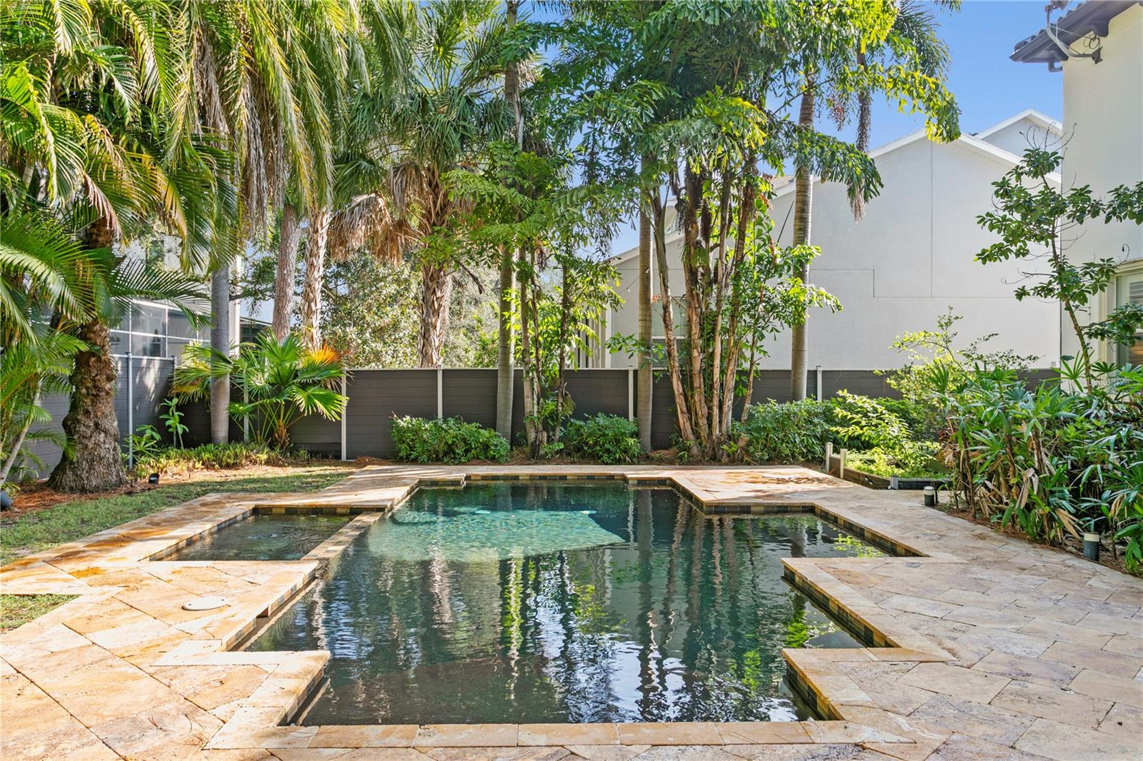 MARYLAND MANOR 2ND UNIT - Residential