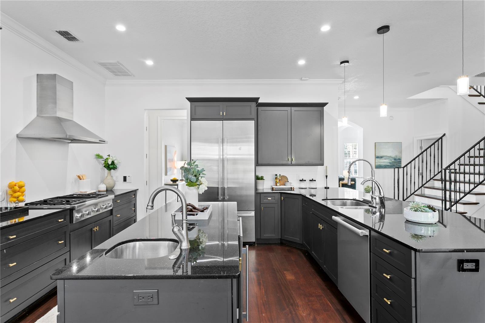 MARYLAND MANOR 2ND UNIT - Residential