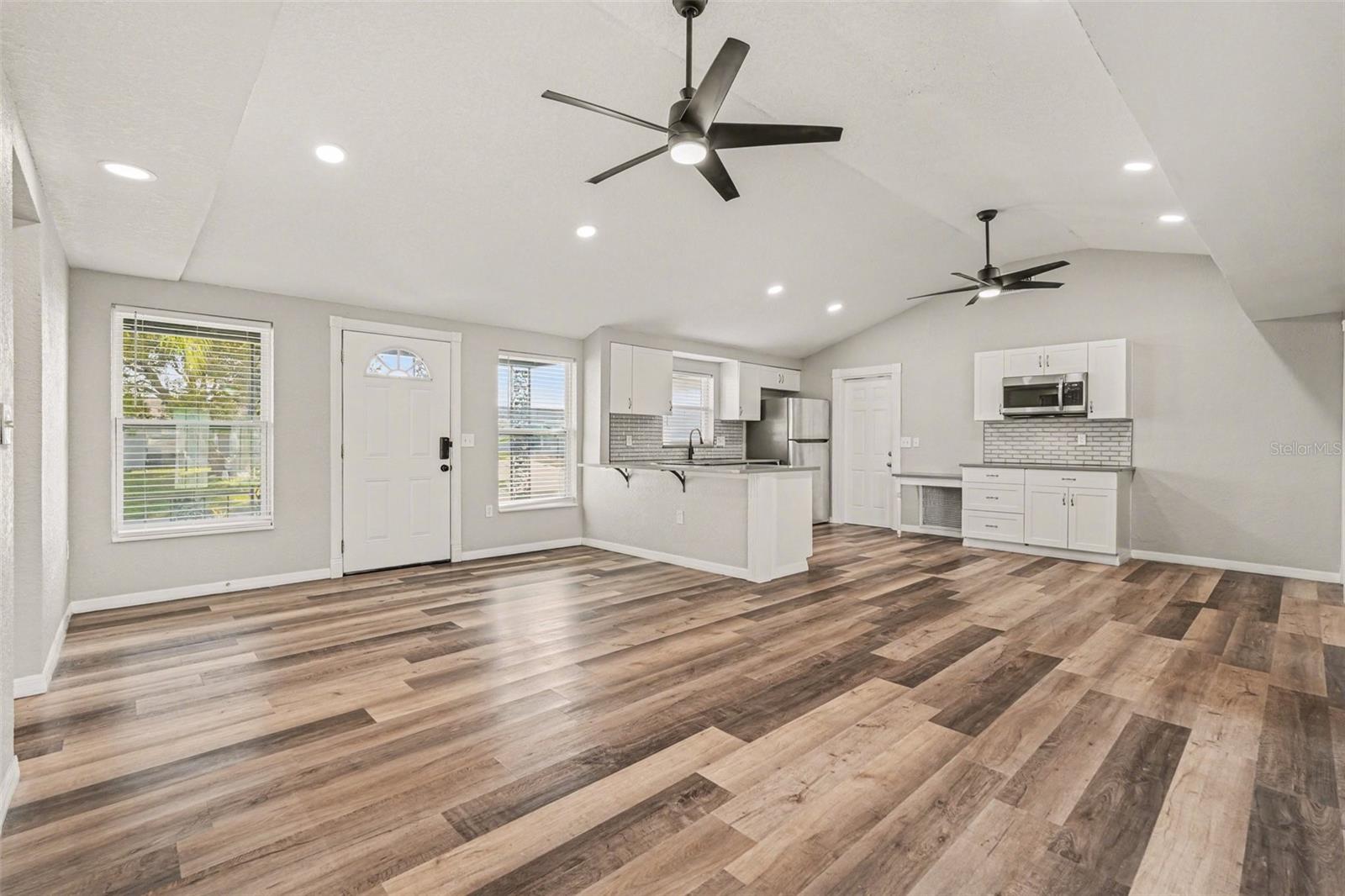 PALM TERRACE GARDENS - Residential