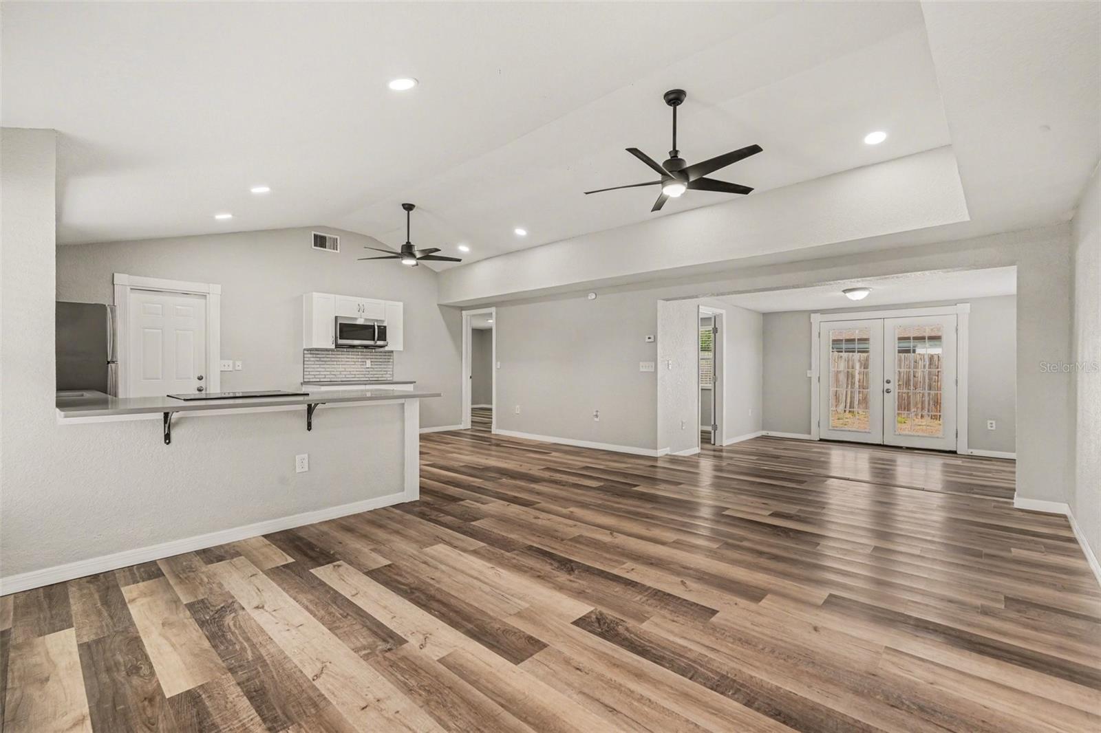 PALM TERRACE GARDENS - Residential