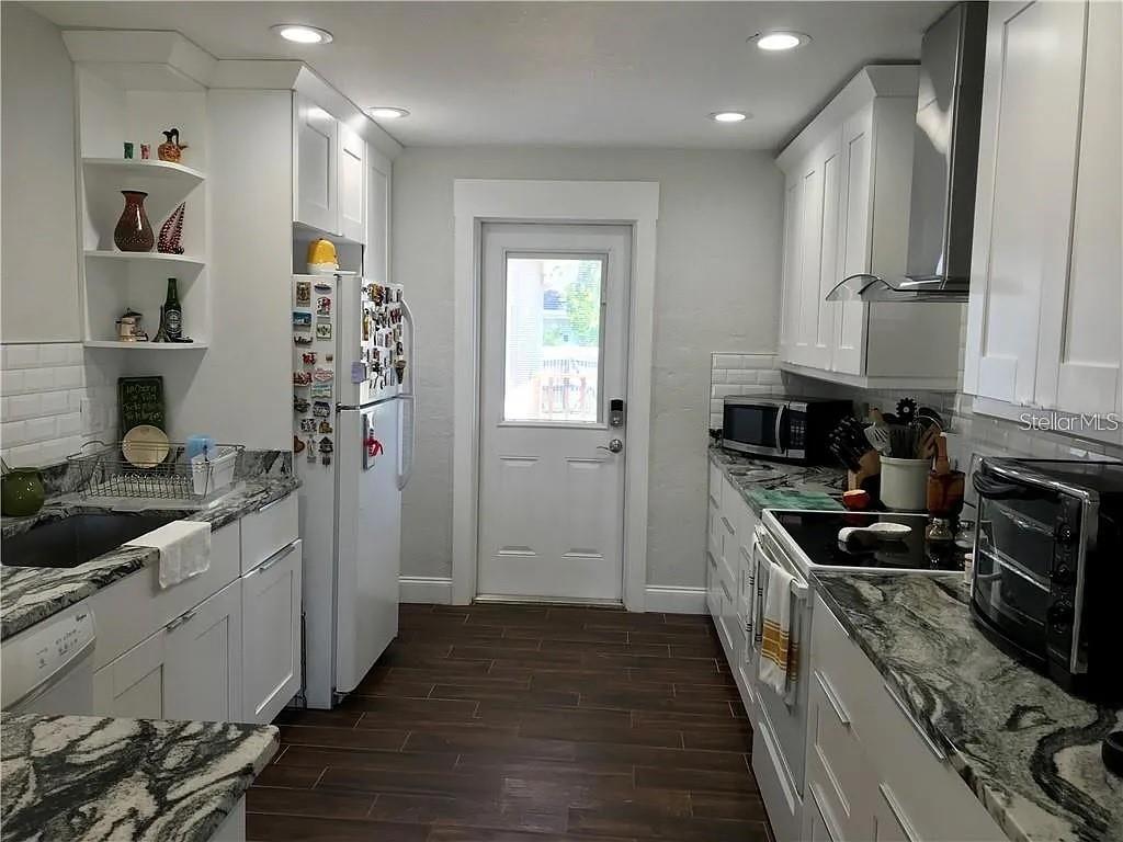 MAINE SUB - Residential Lease