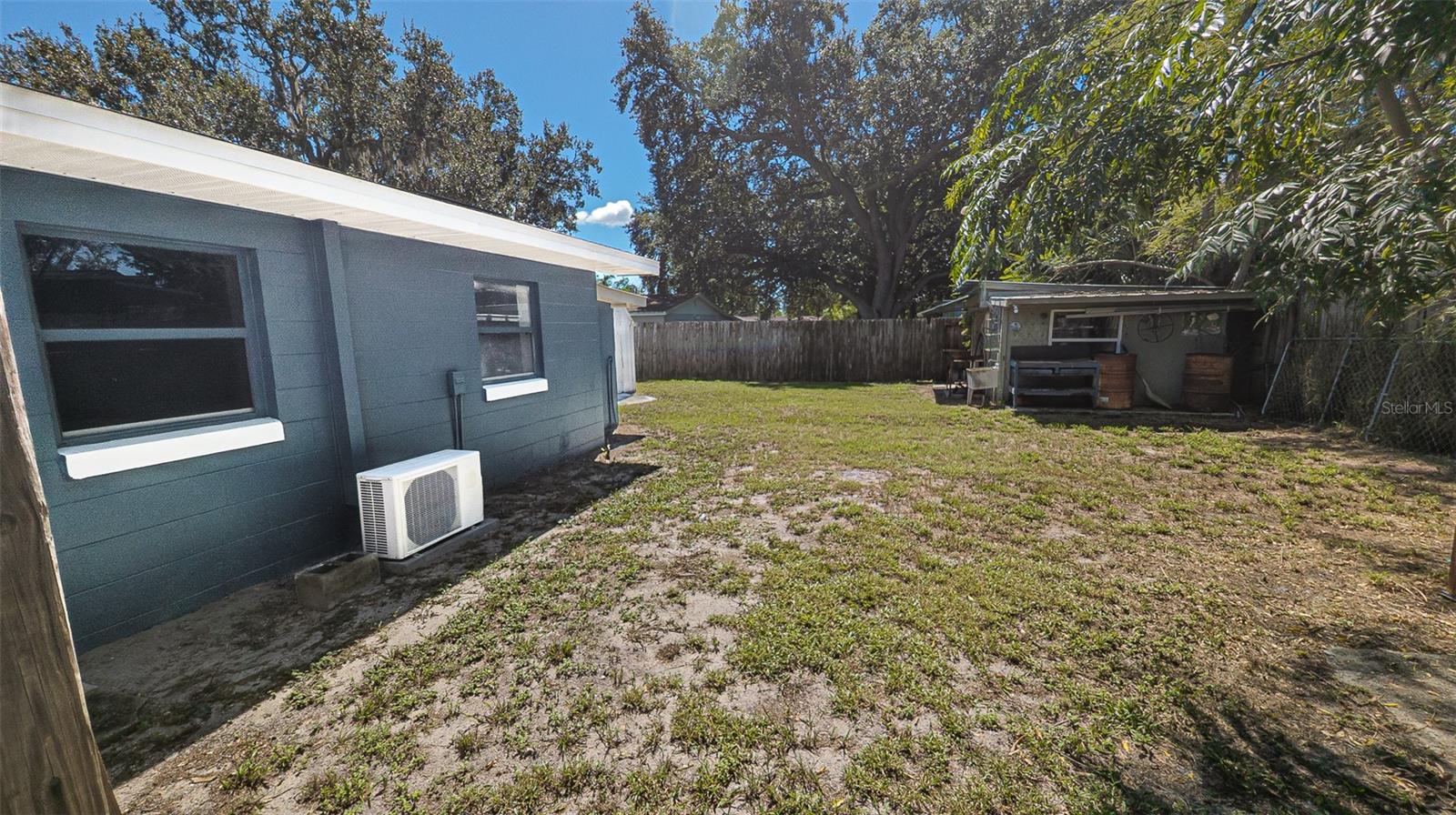 GOLDEN ISLE - Residential