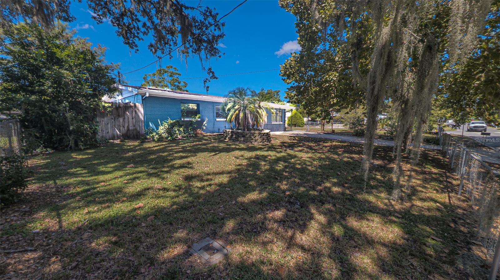 GOLDEN ISLE - Residential