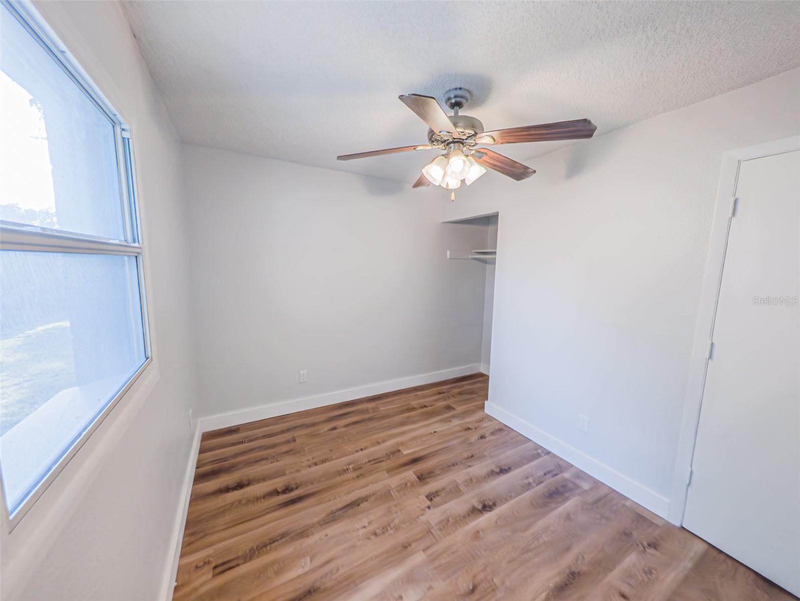 GOLDEN ISLE - Residential