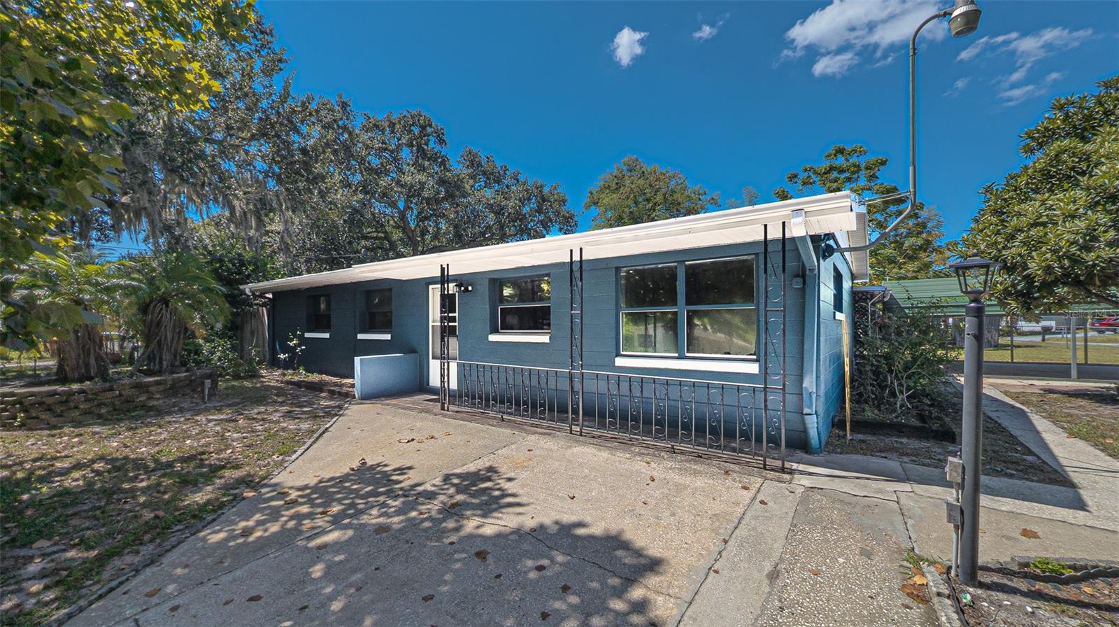 GOLDEN ISLE - Residential