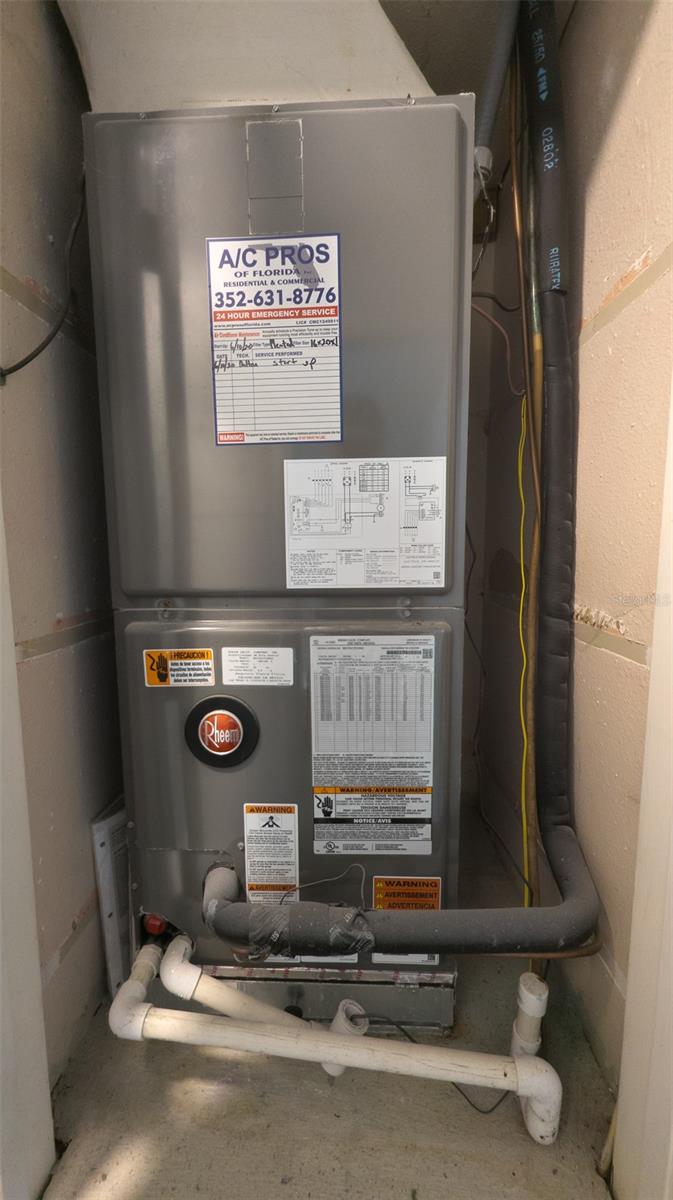 GOLDEN ISLE - Residential