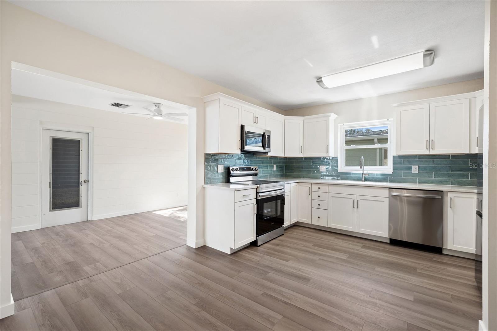 PASADENA ON THE GULF SEC C - Residential Lease