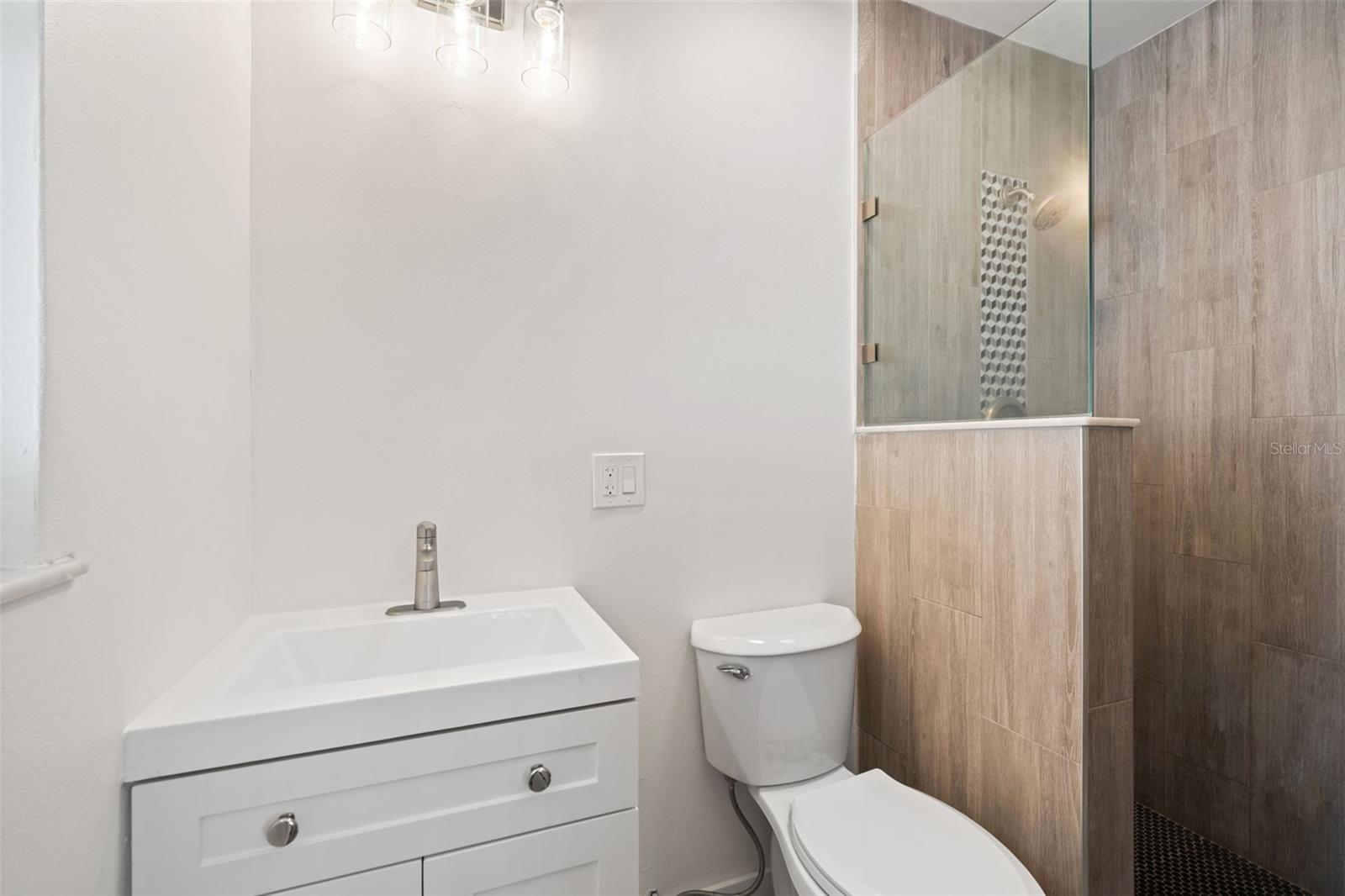 PASADENA ON THE GULF SEC C - Residential Lease