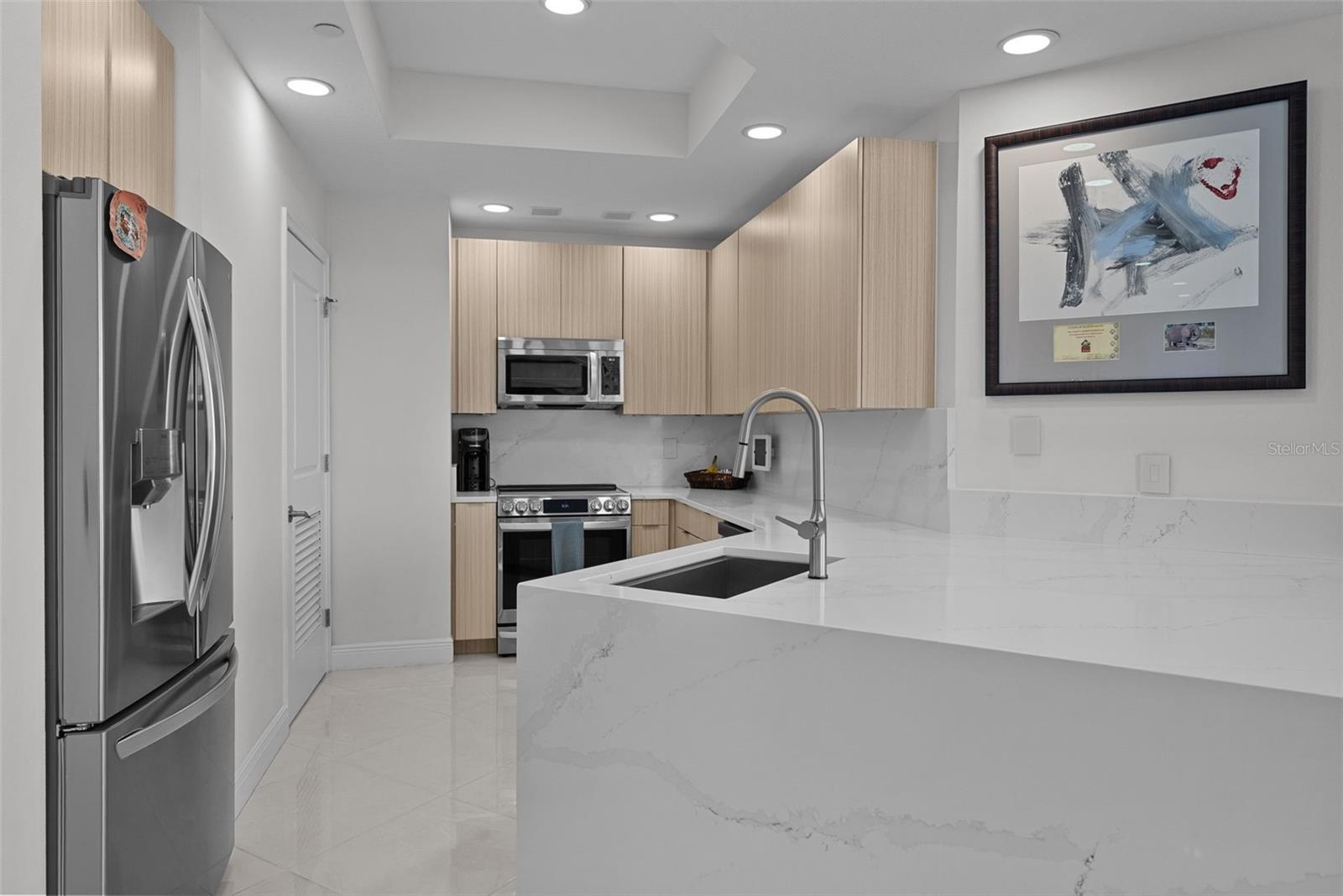 449 S 12TH STREET 2001