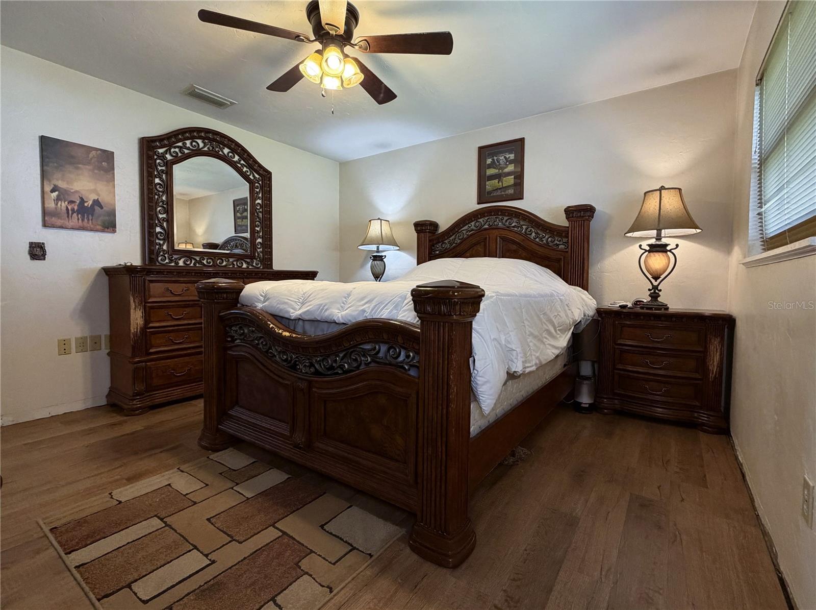 AVONDALE UNIT D - Residential