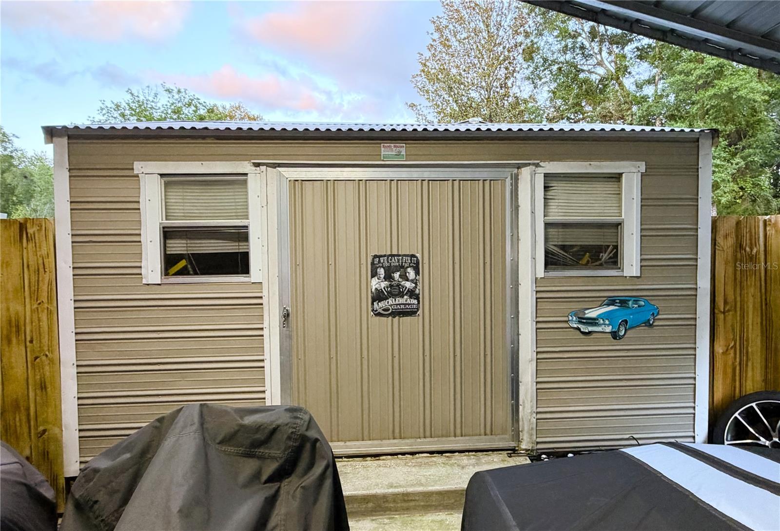 AVONDALE UNIT D - Residential
