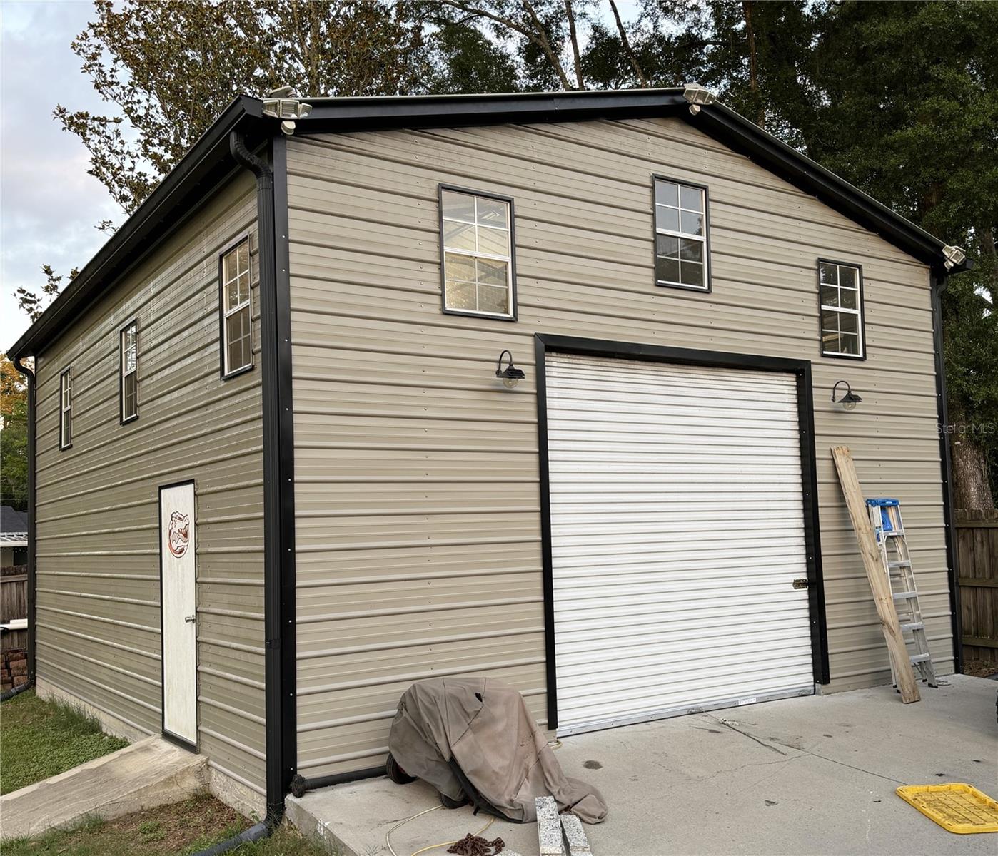 AVONDALE UNIT D - Residential