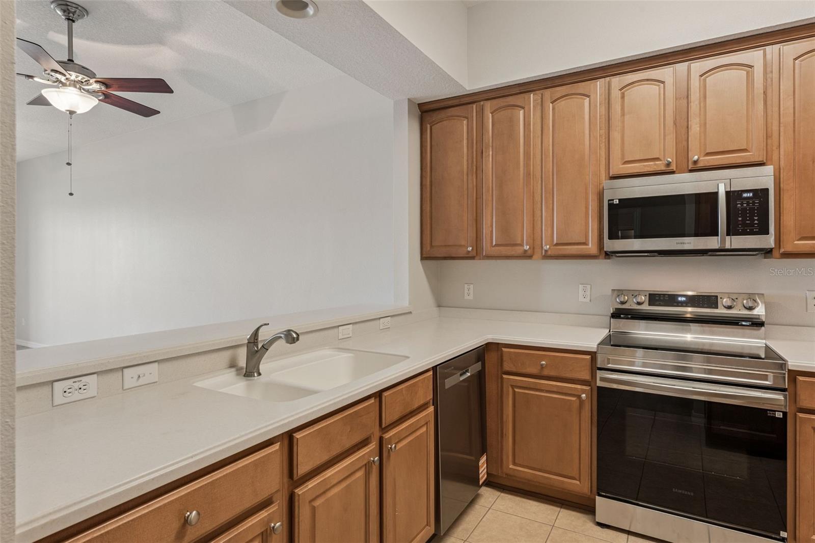 9423 MYRTLE CREEK LANE 504