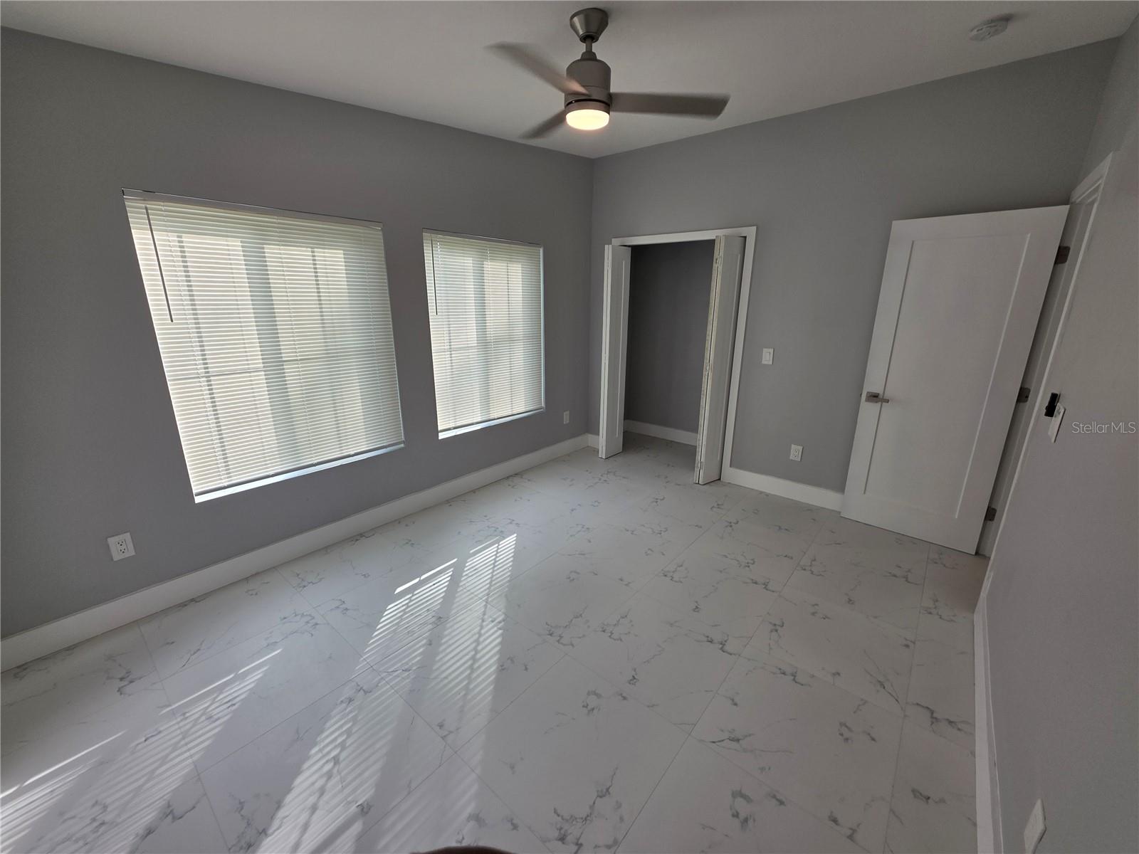 SPRING LAKE MANOR ADD 01 - Residential