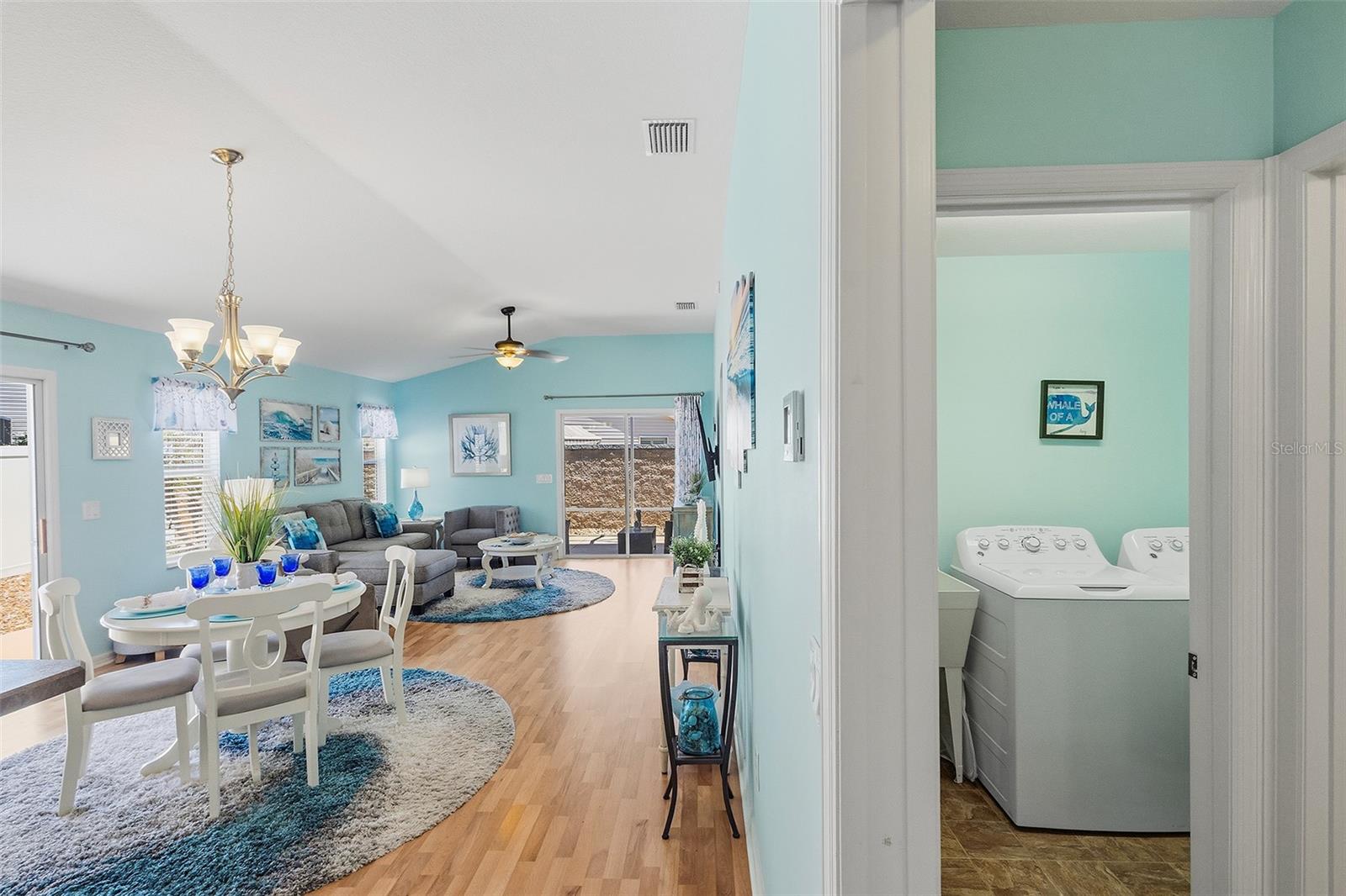871 AMBER COURT